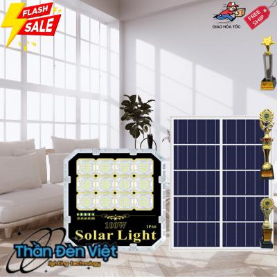 Giá đèn năng lượng mặt trời 300W