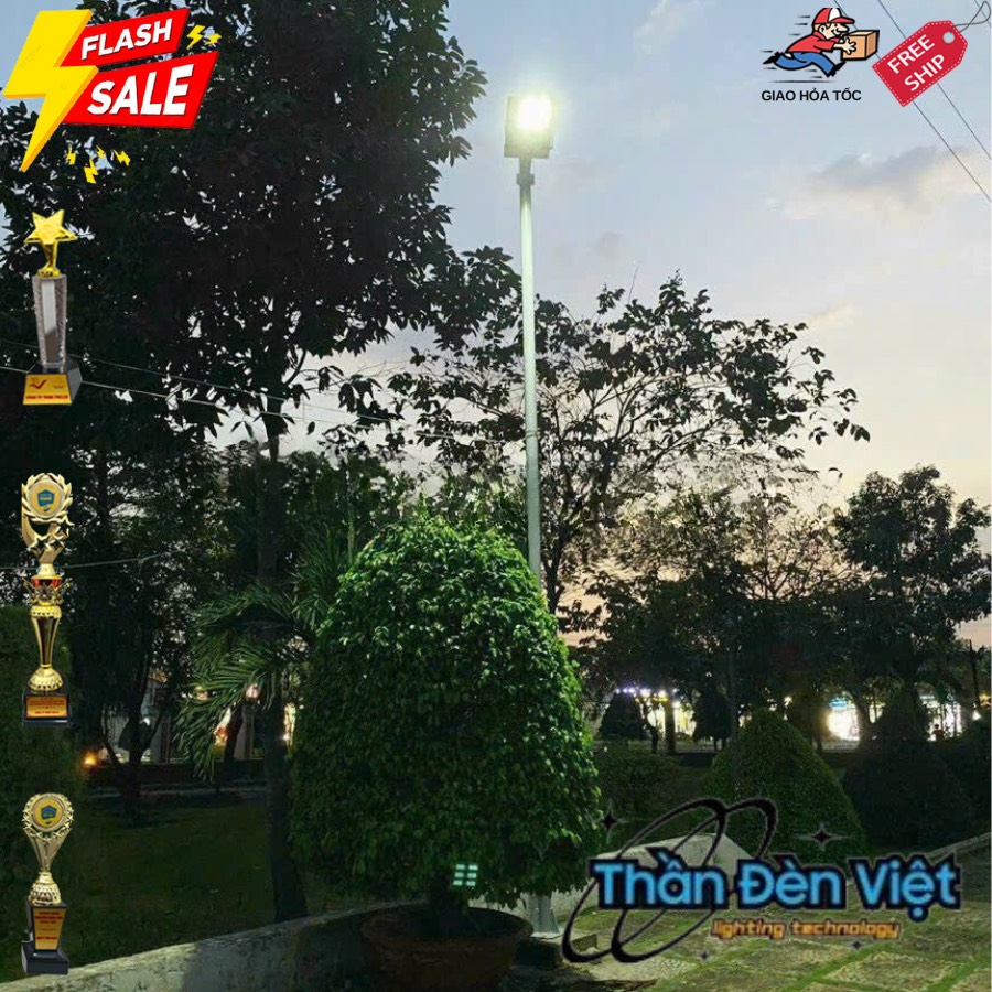 Đèn sân vườn năng lượng mặt trời 200W